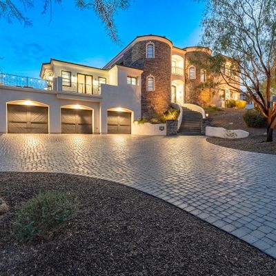 6213 W Saguaro Park Ln, Glendale, AZ 85310