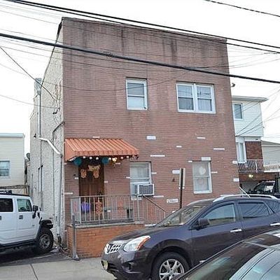 6712 Newkirk Ave, North Bergen, NJ 07047