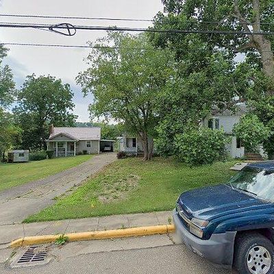 905 4 Th St, Marietta, OH 45750