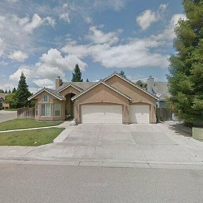 9939 N Fine Ave, Fresno, CA 93720