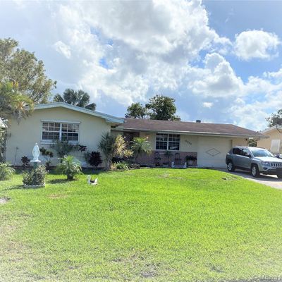 8150 Nw 15 Th St, Pembroke Pines, FL 33024