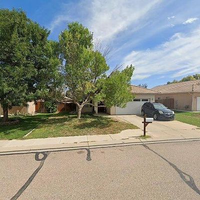 1006 Cherrycrest Dr, Pueblo, CO 81005