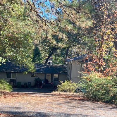 10835 Henson Way, Grass Valley, CA 95949