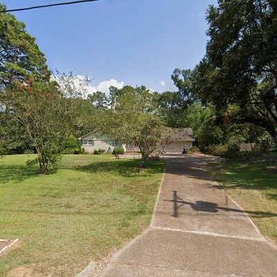 109 Sgt Prentiss Dr, Natchez, MS 39120