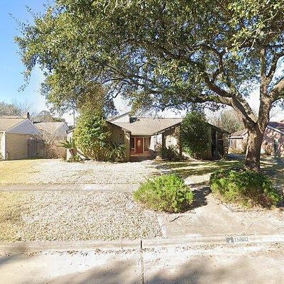 15802 Jersey Dr, Jersey Village, TX 77040