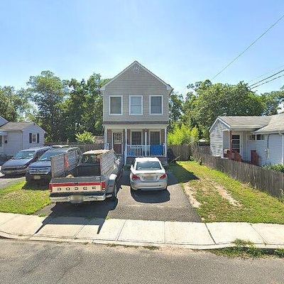 17 Leroy Pl, Keansburg, NJ 07734