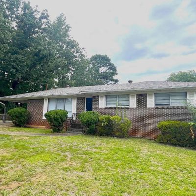 204 Hilltop Dr, Adamsville, AL 35005