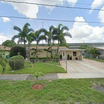 2073 Nw 2 Nd St, Boynton Beach, FL 33435