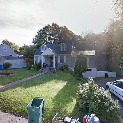 177 Battis Rd, Hamden, CT 06514