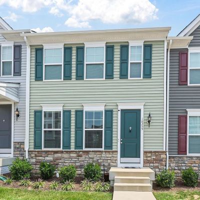 18259 Summit Pointe Dr, Triangle, VA 22172