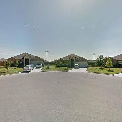 240 Coal Dr, Jarrell, TX 76537