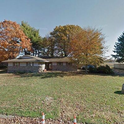 26 Cottontail Ln, Sullivan, IL 61951