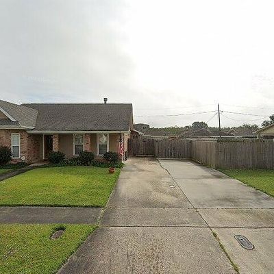 2901 Marquez St, Meraux, LA 70075