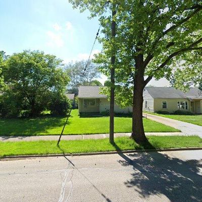 4008 E 186 Th St, Cleveland, OH 44122
