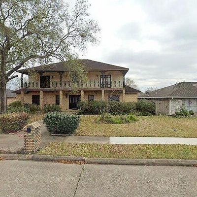 4222 Brazil Cir, Pasadena, TX 77504