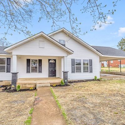 425 Oak St, Big Sandy, TN 38221