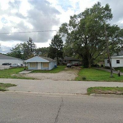 5549 E Apple Ave, Muskegon, MI 49442