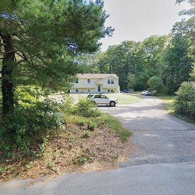 63 W Shannock Rd, Carolina, RI 02812