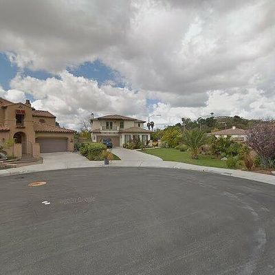 695 Star Ruby Ct, Escondido, CA 92027