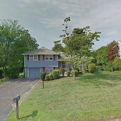 71 Cass St, Meriden, CT 06450