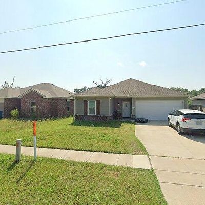 608 Wofford St, Athens, TX 75751