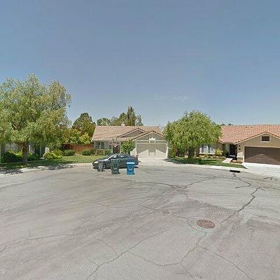 810 Rand St, Hollister, CA 95023