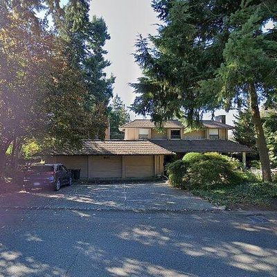 8401 Se 82 Nd St, Mercer Island, WA 98040