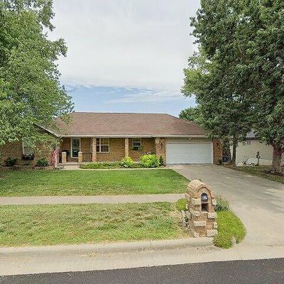 741 E Gallup Hill Rd, Nixa, MO 65714