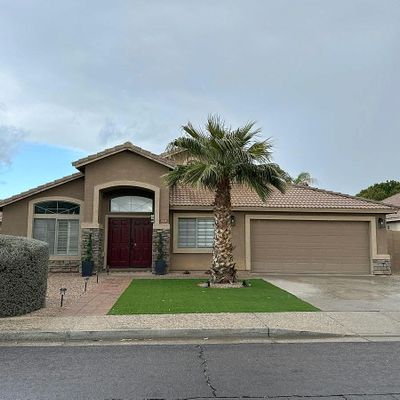 7638 E Posada Ave, Mesa, AZ 85212