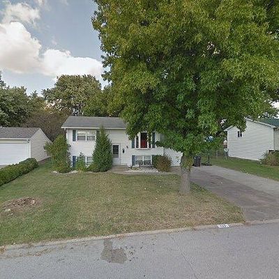 127 Rosewood Dr, Jerseyville, IL 62052