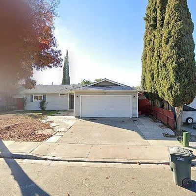 1961 Patrick Dr, Newman, CA 95360