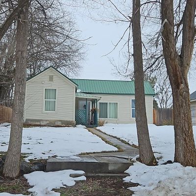 414 N Birch St, Shoshone, ID 83352