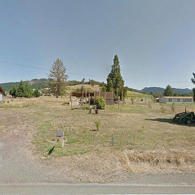 501 Reston Rd, Roseburg, OR 97471