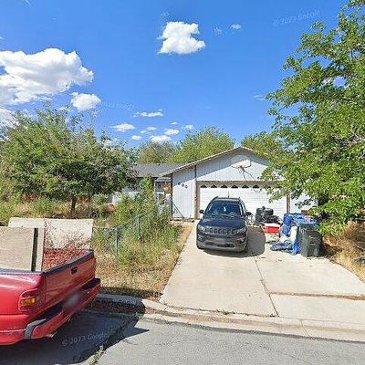 600 Curry Dr, Fernley, NV 89408