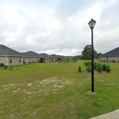 9908 Lakeview Dr, Foley, AL 36535