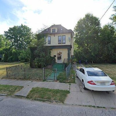 1221 E 111 Th St, Cleveland, OH 44108