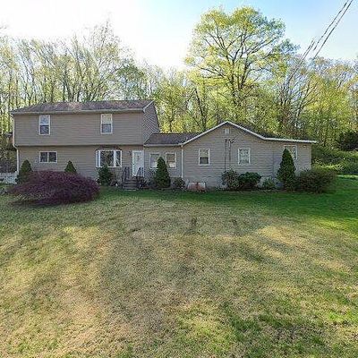 125 Eramo Ter, Hamden, CT 06518