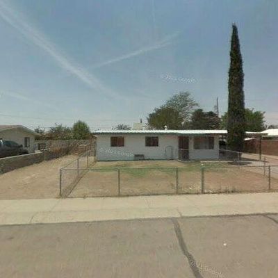 1402 S Whittier Dr, Deming, NM 88030