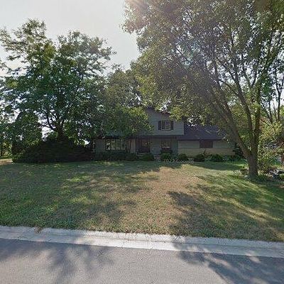 1425 Revere Dr, Brookfield, WI 53045