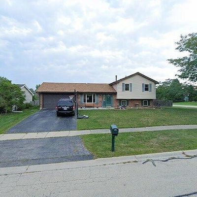 1440 Schooner Ln, Hanover Park, IL 60133