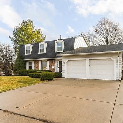 1501 White Trl, Elk Grove Village, IL 60007