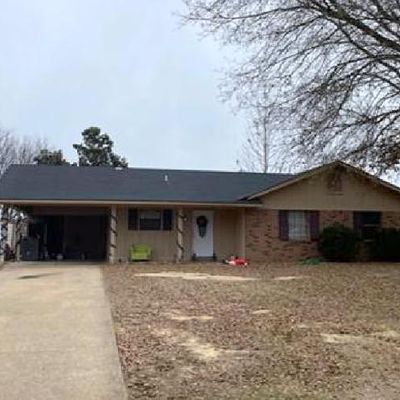 132 Leila Ln, Columbus, MS 39702