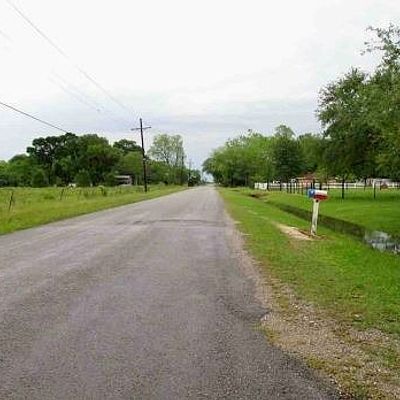 17495 Wise Rd, Winnie, TX 77665