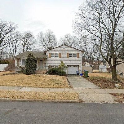 18 Larchmont Rd, Edison, NJ 08837