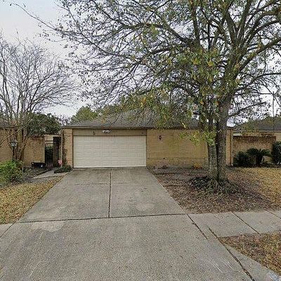 2427 Prides Crossing Rd, Houston, TX 77067