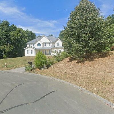 208 Silver Brook Ln, Torrington, CT 06790