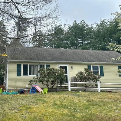 31 Manamok Cir, Sandwich, MA 02563