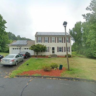 39 Spring Hill Ln, Bloomfield, CT 06002