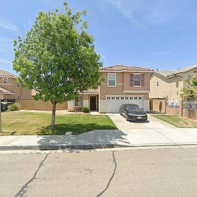 45135 Parkview Ln, Lancaster, CA 93535