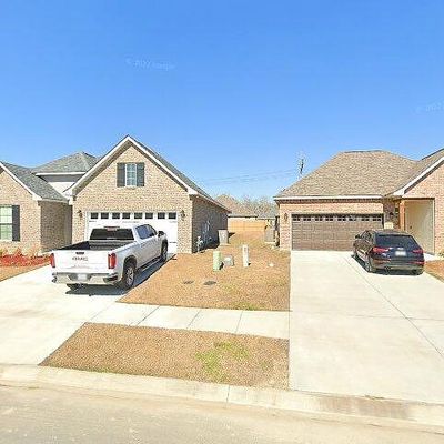 964 Elliston Dr, Gonzales, LA 70737